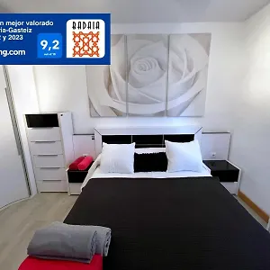 https://a-las-puertas-de-la-catedral-90m2-con-garaje.bilbaohotelsspain.com